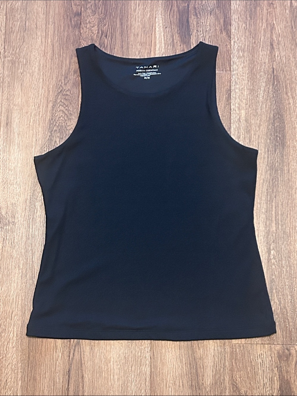 Tahari Modern Essentials Form Fitting Black Ribbed Tank Top Shell M Medium